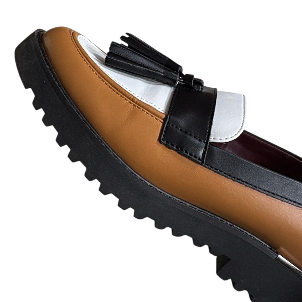 EUC Franco Sarto Carolynn Tassel Lug Sole
Loafers Size 6.5 - Picture 7 of 8